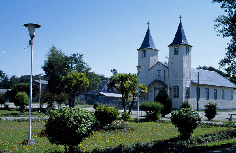 无人,教堂,横图,方图,太阳,建筑,智利,节日,木制,岛,文化,祈祷,健康,南美,许愿,摄影,宗教,信仰,纪念,祈求,南美洲,基督教,拉丁美洲,宗教建筑,天主教,美洲,亚美利加洲,南亚美利加洲,智利共和国,奇洛埃岛,平安,彩图,湖大区,奇洛埃省,奇洛埃群岛