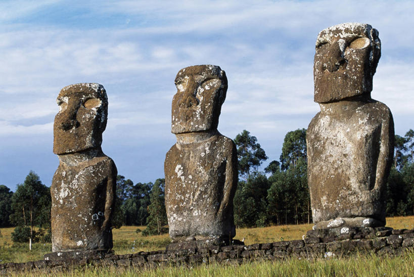 无人,家庭,横图,复活节岛,智利,雕像,地标建筑,南美,摄影,考古学,太平洋,南美洲,拉丁美洲,修复,美洲,复活节岛石像,波利尼西亚,摩艾石像,亚美利加洲,南亚美利加洲,复活岛,智利共和国,摩艾像,波利尼西亚群岛,彩图,复活节岛人像,赫布亚岛,拉帕努伊岛,毛埃石像,摩阿仪,摩埃石像,莫阿伊,帕赛兰,伊斯特岛