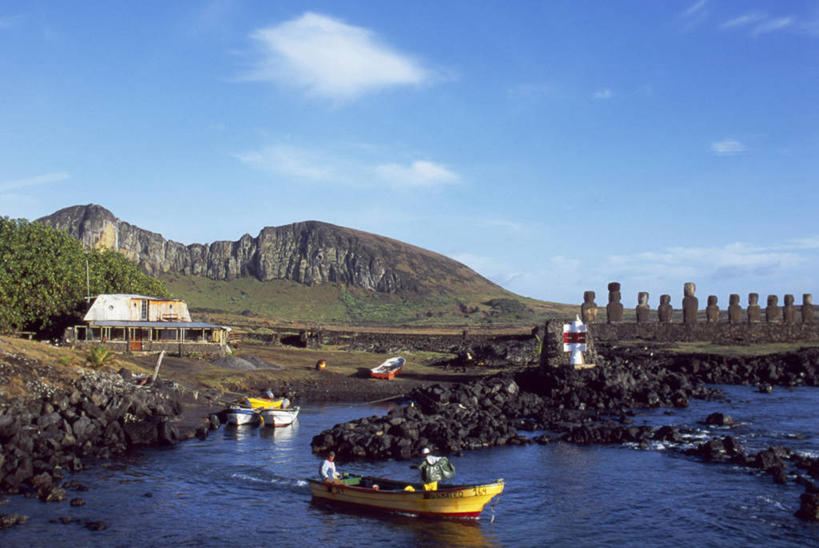 家庭,渔夫,公园,横图,复活节岛,智利,雕像,渔船,地标建筑,南美,摄影,太平洋,南美洲,国家公园,拉丁美洲,美洲,复活节岛石像,波利尼西亚,摩艾石像,亚美利加洲,南亚美利加洲,复活岛,智利共和国,摩艾像,拉帕.努伊国家公园,拉帕努伊国家公园,波利尼西亚群岛,海滩,彩图,钓鱼,复活节岛人像,赫布亚岛,拉帕努伊岛,毛埃石像,摩阿仪,摩埃石像,莫阿伊,帕赛兰,伊斯特岛