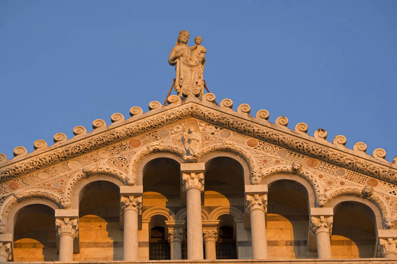 无人,教堂,横图,室外,旅游,日落,日光,意大利,欧洲,行人,游客,游人,柱子,大理石,路人,旅客,黄昏,摄影,宗教,高雅,比萨,比萨斜塔,基督教,意大利文化,托斯卡纳区,过客,彩图,大教堂