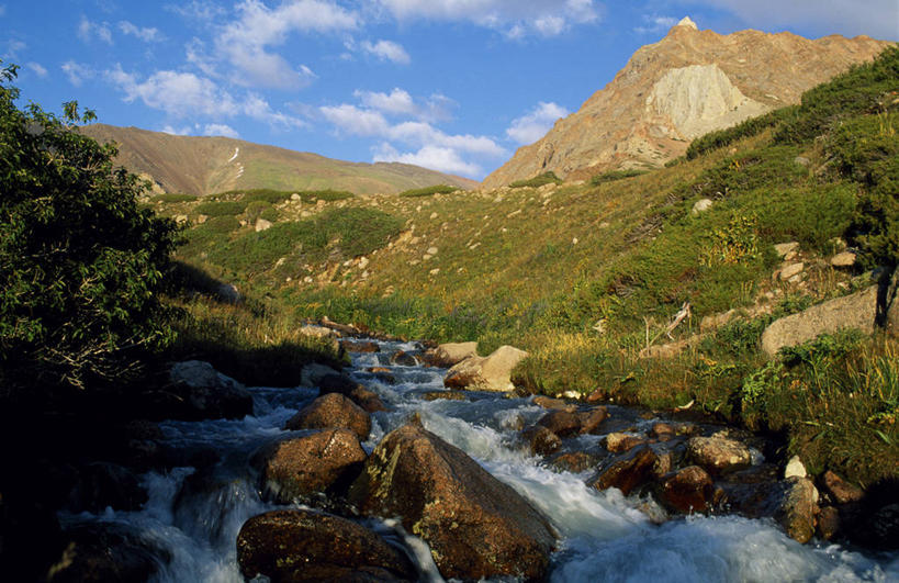 无人,横图,室外,自由,河流,山,山脉,哈萨克斯坦,亚洲,地形,山顶,山谷,草,小溪,摄影,宁静,中亚,天山山脉,彩图,山景城