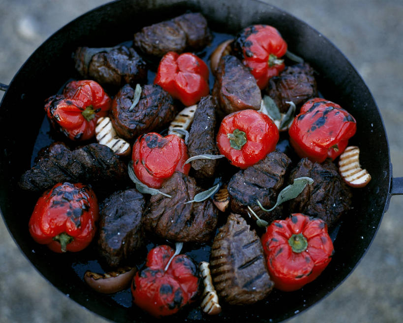 无人,横图,彩色,室外,吃饭,烧烤,酒店,非洲,南非,肉,牛排,食品,饮食,红色,摄影,煎锅,五颜六色,色彩斑斓,清新,五彩缤纷,炊具,五彩斑斓,东开普省,五光十色,红花椒,开火,烹调,彩图