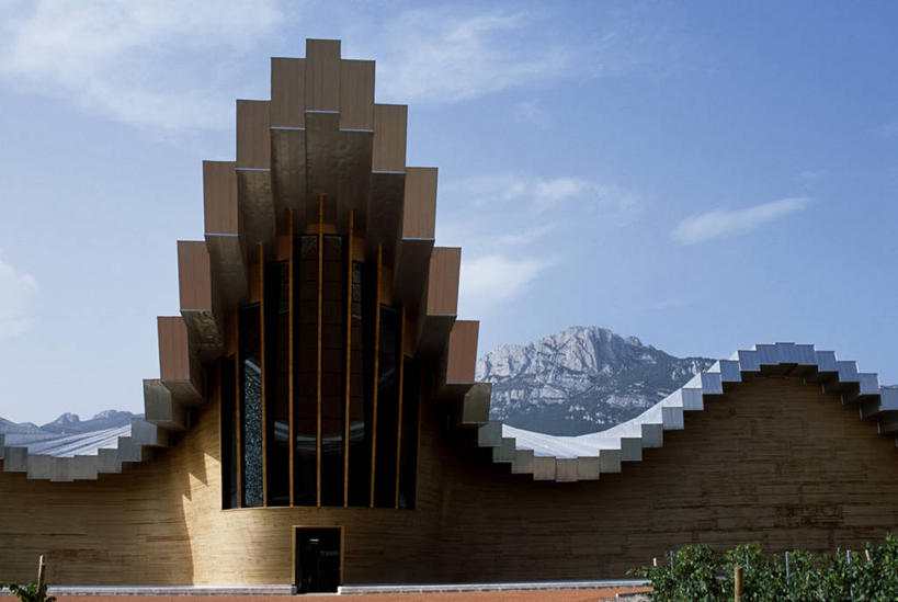 无人,工程师,建筑师,横图,室外,农业,山,山脉,建筑,西班牙,欧洲,现代,葡萄园,藤蔓,摄影,藤蔓植物,石灰石,管理,建筑工程师,设计,彩图,画则师,图则师,则师,评估,人员,圣地亚哥.卡拉特拉瓦