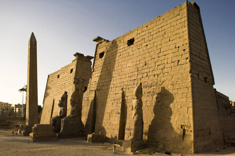 无人,横图,旅游,建筑,非洲,埃及,大门,黎明,历史,摄影,宗教,考古学,中东,北非,鲁克索神殿,埃及文化,古埃及文明,古代文明,彩图,旅行,传统文化,输电塔,埃及卢克索