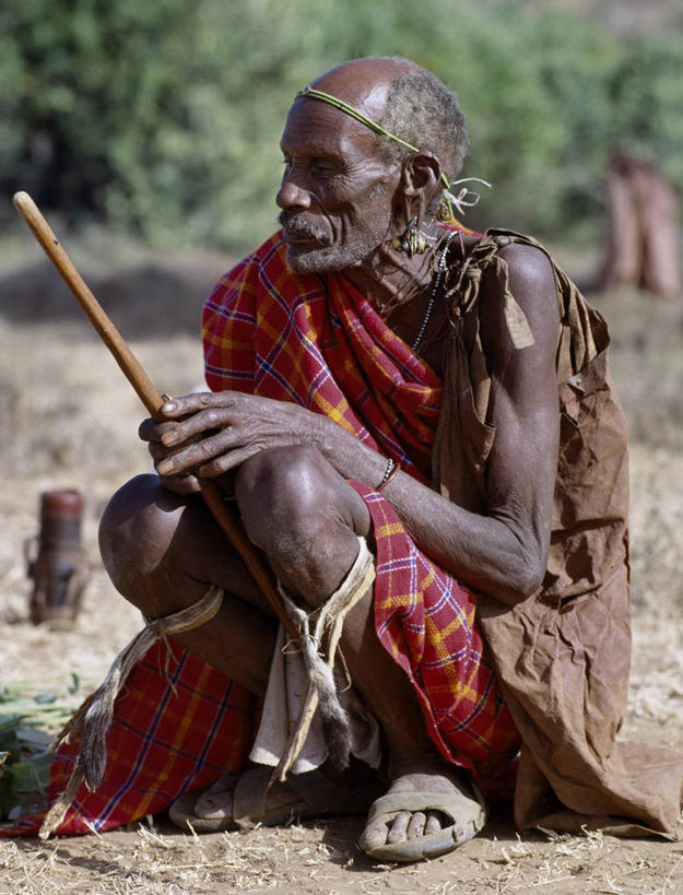 成年人,一个人,竖图,项链,珠宝,非洲,肯尼亚,仅一个男性,珠子,摄影,典礼,非洲文化,耳饰,男人,彩图,传统服装,传统文化,成人仪式