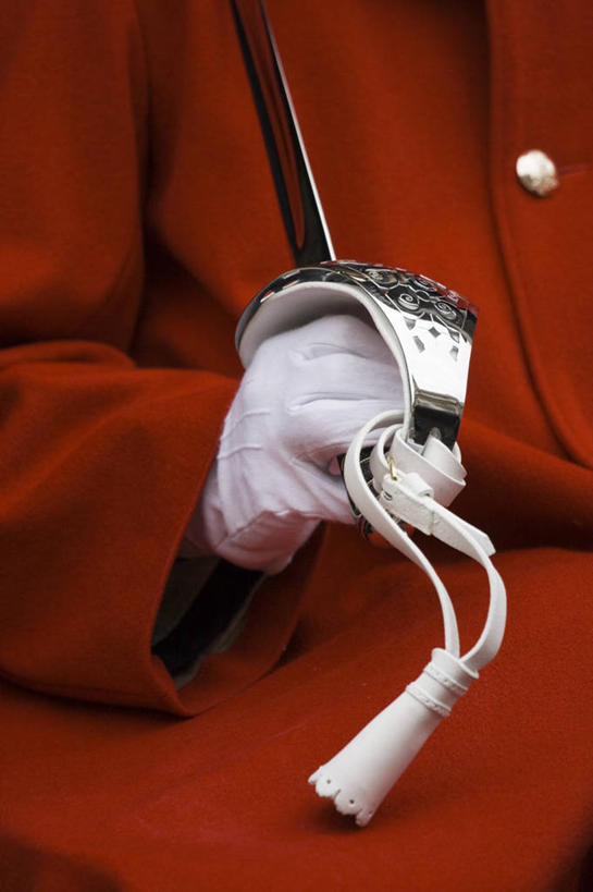 一个人,竖图,城市,英国,欧洲,士兵,首都,英格兰,红色,摄影,西欧,北欧,典礼,英国文化,白厅,彩图