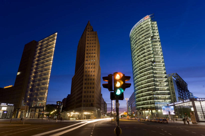 无人,办公室,广场,横图,夜晚,城市,建筑,德国,欧洲,首都,图像,现代,柏林,波茨坦广场,黄昏,办公大楼,摄影,西欧,彩图