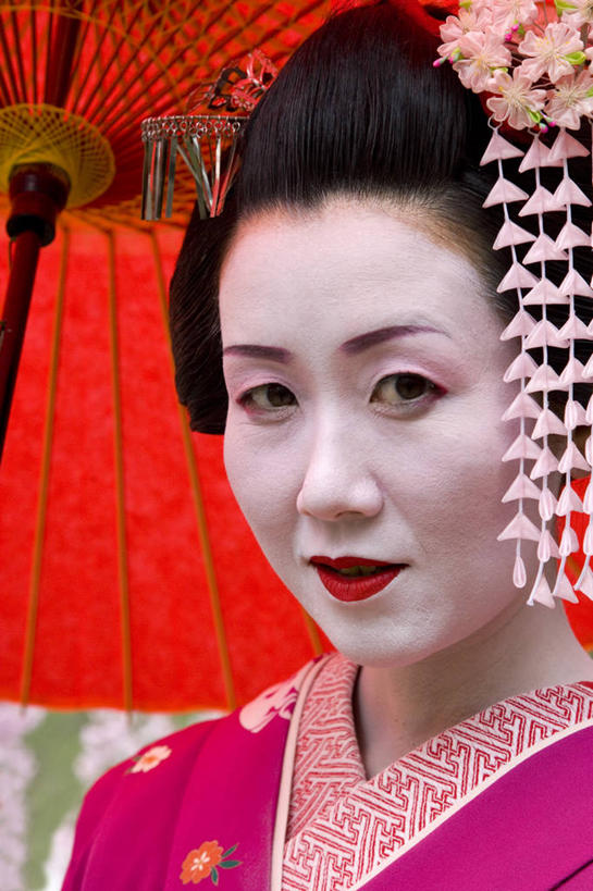 成年人,一个人,竖图,日本,亚洲,仅一个女性,和服,日本文化,摄影,京都府,肖像,艺妓,东亚,本州,本州岛,日本国,近畿地方,近畿,女人,彩图