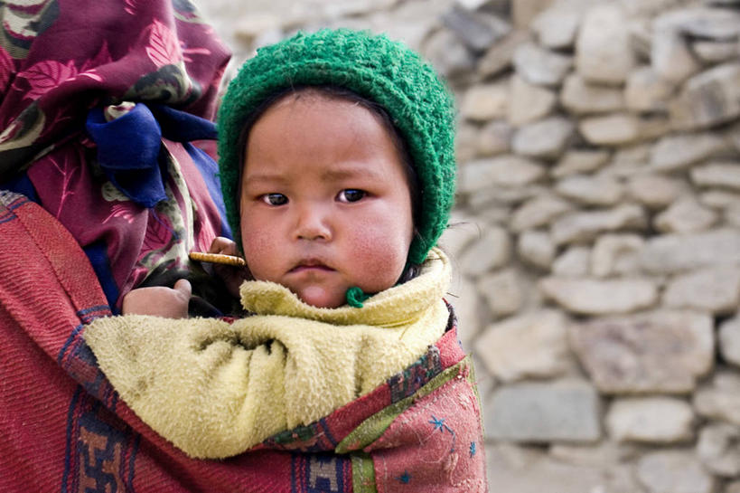 儿童,两个人,横图,室外,纯洁,印度,亚洲,可爱,童年,童趣,摄影,中亚,肖像,南亚,童真,烂漫,无邪,喜马拉雅山脉,印度共和国,克什米尔,查谟.克什米尔,查谟.克什米尔邦,天真,彩图,喀什米尔,幼儿,克什米尔地区