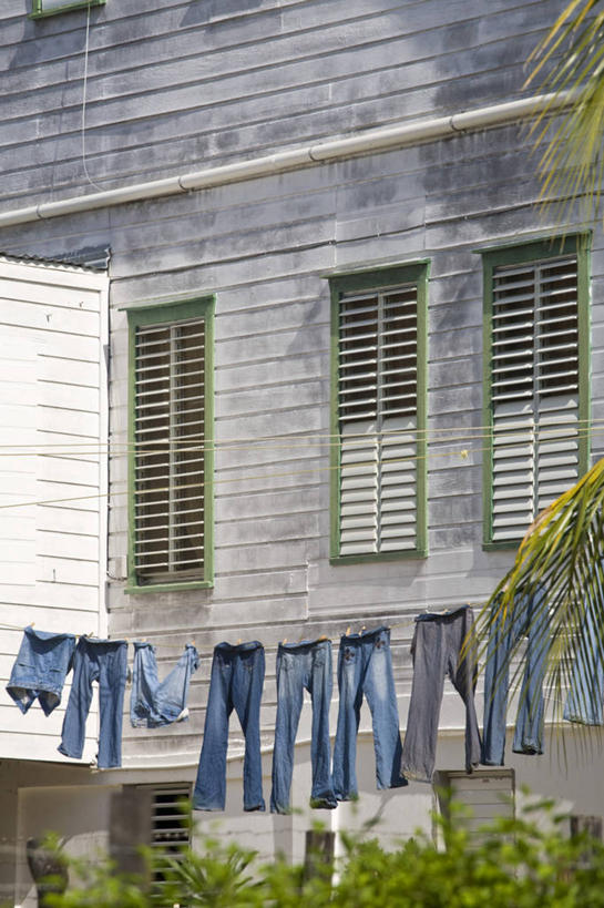 无人,竖图,通讯,伯利兹,吊挂,悬挂,木制,挂,牛仔裤,休闲装,晾衣服,摄影,中美洲,拉丁美洲,电话机,彩图