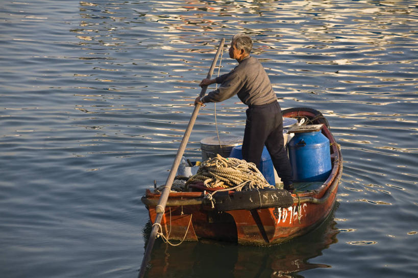 划船,成年人,一个人,横图,城市,船,香港,亚洲,仅一个男性,摄影,铜锣湾,香港岛,男人,彩图