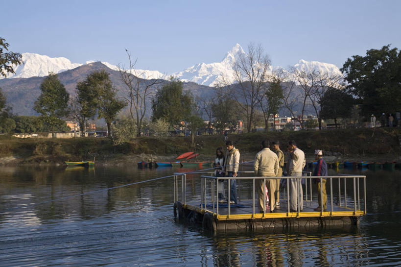 两个人,横图,室外,白天,山,山脉,尼泊尔,亚洲,摄影,喜马拉雅山脉,甘达基河,博卡拉,彩图,鱼尾峰