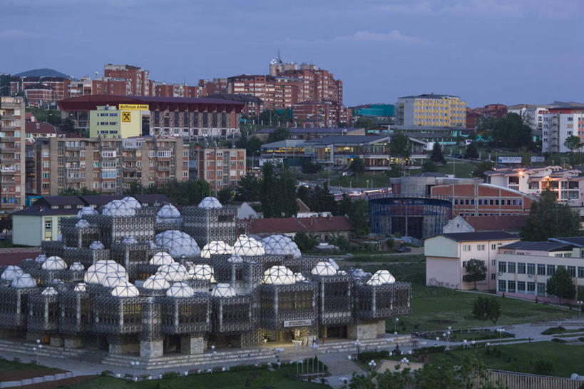 无人,图书馆,横图,室外,夜晚,天际线,城市,欧洲,黄昏,摄影,巴尔干,塞尔维亚,科索沃,彩图