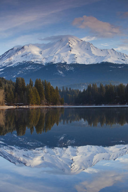 无人,竖图,俯视,室外,白天,旅游,山,山脉,雪,美国,地形,冬天,摄影,宁静,太平洋,北美,早晨,加利福尼亚,美国人,彩图,高角度拍摄,旅行,北加利福尼亚州