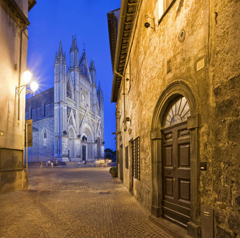 无人,教堂,横图,方图,室外,夜晚,建筑,意大利,欧洲,锥子,古城,黄昏,摄影,哥特式风格,翁布里亚大区,彩图,大教堂