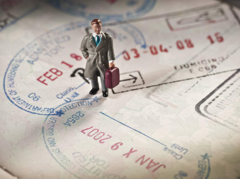 无人,商务人士,商务男性,横图,俯视,特写,衬衫,商务,手提箱,雕塑,套装,艺术,装饰,时间,标志,雕刻,雕像,符号,数字,纸,计时,标识,工艺品,摄影,纪念,英文字母,护照,美术,日期,主题,商务装,陈列,工薪阶层,功能,美学,橡皮章,性别符号,想法,白领,上班族,日历,彩图,高角度拍摄,影棚拍摄,衬衣,男性符号,商务旅行