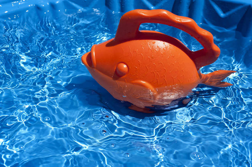 无人,游泳池,横图,俯视,室外,白天,水,美国,喷壶,一个,蓝色,夏天,橙色,童年,摄影,单个,马萨诸塞,想法,彩图,高角度拍摄