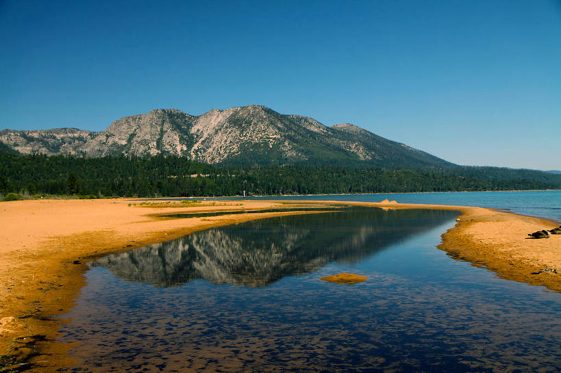 无人,横图,室外,白天,湖,美景,山,山脉,美国,反射,沙子,景观,风景,自然,景色,摄影,宁静,自然风光,内华达州,太浩湖,万里无云,南太浩湖,彩图