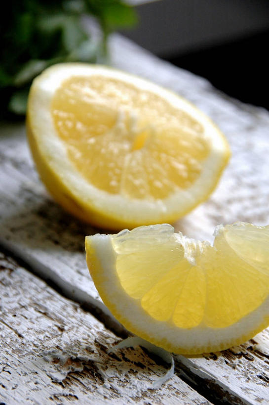 点心,面包,无人,竖图,室外,特写,白天,柠檬,意大利,切开,食品,面点,吐司,饮食,食物,糕点,切,摄影,法式面包,清新,剖面,吐司面包,切面,纯净,彩图,多士,听型面包