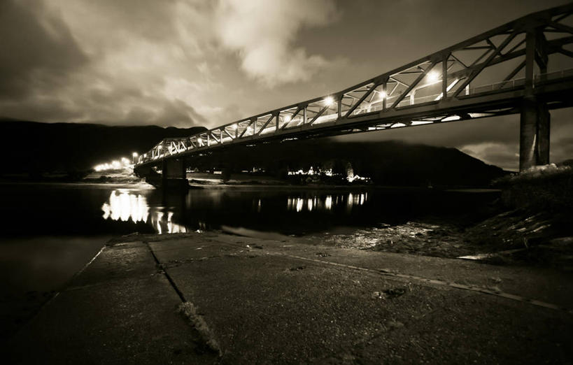 无人,横图,黑白,室外,夜晚,海洋,建筑,英国,反射,云,桥,联系,天空,摄影,照亮