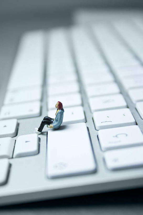 无人,坐,竖图,室内,键盘,技术,雕塑,西班牙,艺术,装饰,标志,雕刻,雕像,符号,配件,输入设备,通讯设备,标识,工艺品,摄影,纪念,美术,部件,主题,通信设备,陈列,回车键,功能,美学,性别符号,想法,按键,电脑键盘,彩图,男性符号