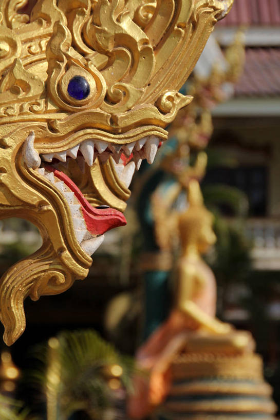 无人,竖图,室外,特写,白天,建筑,雕塑,老挝,龙,首都,黄金,摄影,宗教,万象,美术工艺,彩图,传统文化