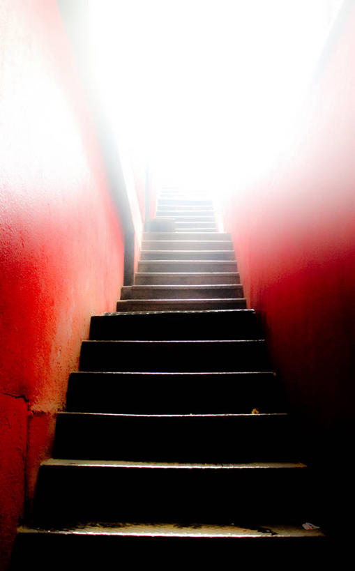无人,竖图,室外,白天,楼梯,建筑,日光,印度,围墙,红色,摄影,逆光,卡纳塔克邦,班加罗尔,彩图