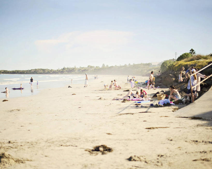 横图,室外,白天,度假,海洋,水,澳大利亚,行人,游客,游人,沙子,云,路人,旅客,天空,夏天,放松,摄影,享乐,墨尔本,过客,海滩,休闲活动,彩图