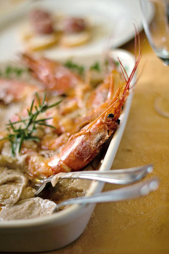 无人,竖图,室内,特写,豆,意大利,饮食,盘子,汤匙,摄影,迷迭香,意大利文化,健康食物,海产,彩图