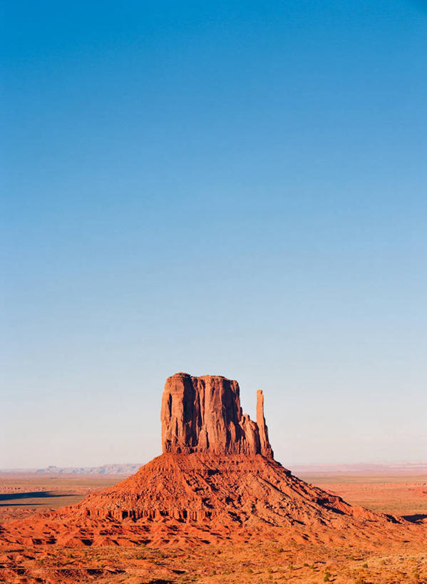 无人,竖图,室外,白天,美景,沙漠,美国,景观,风景,自然,景色,摄影,宁静,亚利桑那,岩层,自然风光,万里无云,纪念碑山谷,犹他,自然地理,岩石,彩图