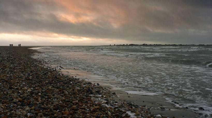 无人,横图,室外,海洋,日落,英国,沙子,水平线,天空,自然,鹅卵石,摄影,宁静,奇切斯特,海滩,彩图