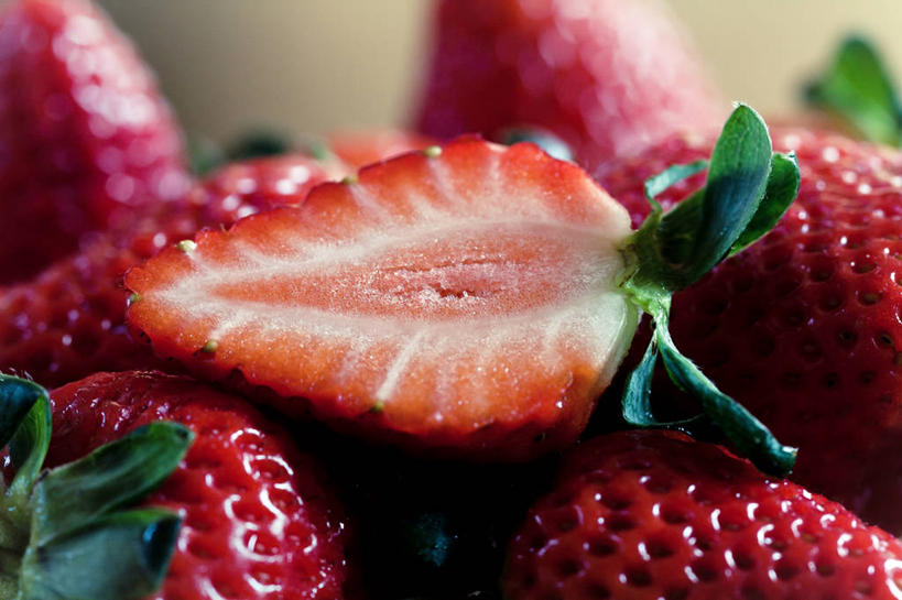 无人,横图,室内,特写,草莓,水果,叶子,德国,饮食,红色,摄影,清新,横截面,健康食物,彩图