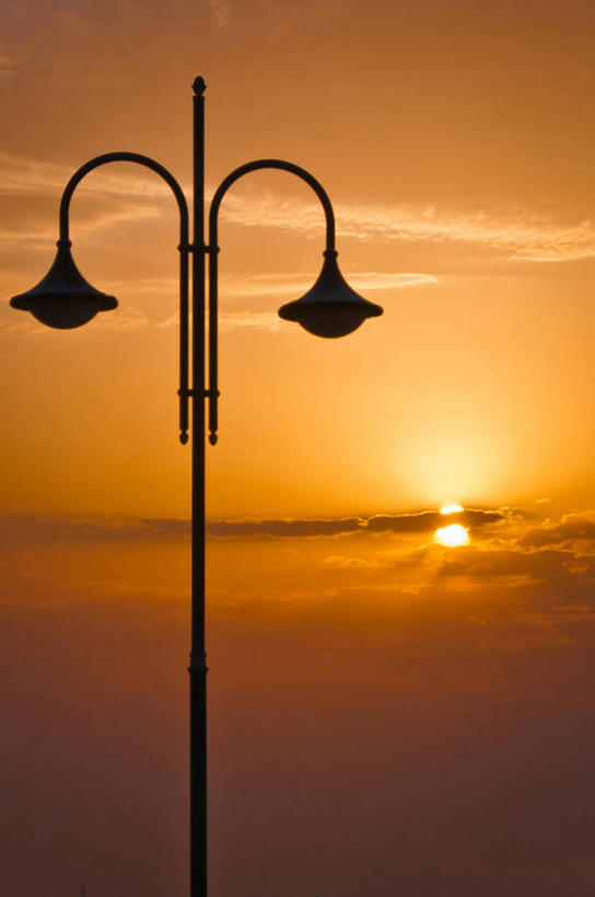 无人,竖图,室外,日落,太阳,路灯,科威特,云,风景,天空,自然,橙色,摄影,宁静,剪影,波斯湾,彩图