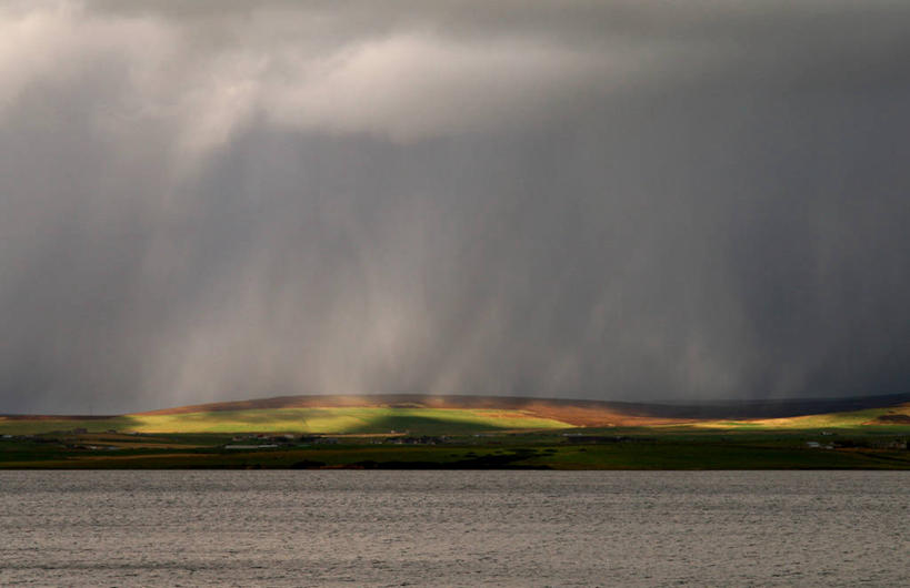 无人,横图,室外,湖,美景,山,雨,暴风雨,多云,英国,欧洲,地形,景观,乌云,天气,苏格兰,风景,天空,自然,景色,摄影,宁静,西欧,自然风光,大不列颠,大不列颠及北爱尔兰联合王国,大不列颠及爱尔兰联合王国,首府,苏格兰王国,奥克尼群岛,柯克沃尔,彩图,大不列颠王国,大英帝国,联合王国,日不落帝国