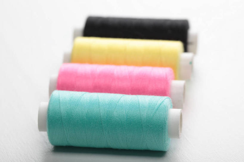 无人,横图,特写,白色背景,乌克兰,一排,整齐,并排,线,排列,四个,摄影,多样,队列,选择,线轴,美术工艺,彩图,影棚拍摄