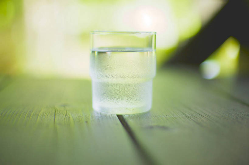 无人,横图,室外,特写,白天,桌子,广岛县,日本,透明,木制,水滴,饮料,一个,冷饮,寒冷,摄影,单个,纯净,冷凝,彩图