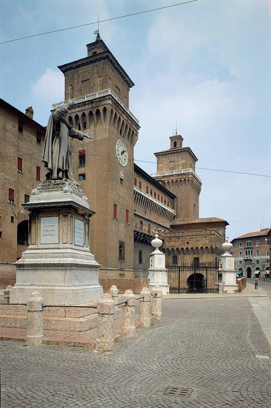 竖图,插画,室外,白天,数码,科技,建筑,意大利,阴影,网络,雕像,城堡,庭院,塔,高光,几何,计算机图形,合成,图画,画,电脑合成图,数码合成图,合成图,漫画,意大利文化,写实,具体,具象,费拉拉,彩图