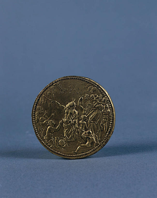 无人,竖图,绘画,蓝色背景,艺术,标志,符号,古典,文化,标识,一个,工艺品,品味,摄影,单个,美术,领导,高雅,青铜,美学,性别符号,把握,硬币,彩图,影棚拍摄,男性符号,掌控