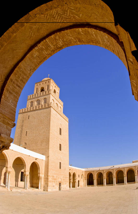 无人,竖图,室外,白天,仰视,建筑,突尼斯,庭院,拱门,地标建筑,摄影,尖塔,清真寺,大清真寺,万里无云,柱廊,彩图,低角度拍摄,旅行