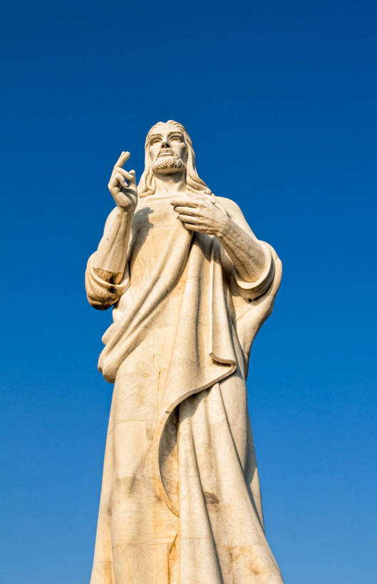 无人,站,竖图,室外,特写,白天,仰视,雕塑,古巴,标志,长袍,雕像,符号,首都,祝福,标识,手势,摄影,基督教,拉丁美洲,哈瓦那,万里无云,性别符号,美术工艺,彩图,低角度拍摄,男性符号,打手势