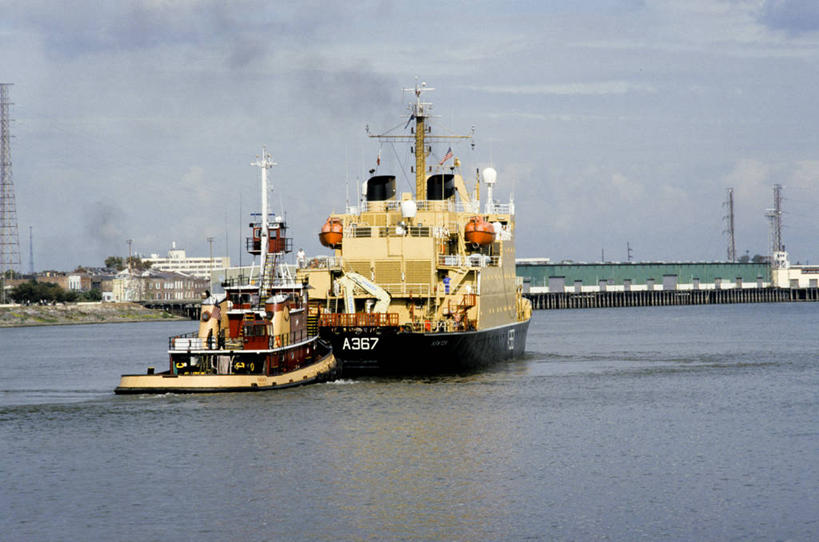 无人,推,吸烟,横图,室外,白天,河流,船,美国,工业,运输,摄影,支撑,路易斯安那州,密西西比河,彩图,旅行,拖轮