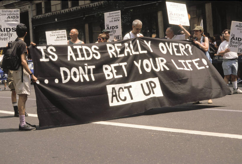 成年人,横图,室外,白天,骄傲,街道,纽约,美国,庆祝,标语,文字,摄影,英文字母,同性恋,纽约州,写实,大写字母,男人,女人,步行,彩图