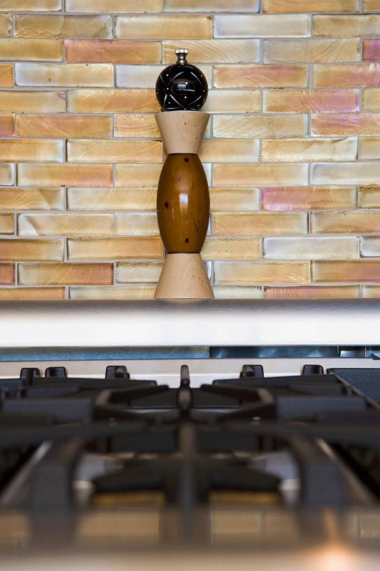 无人,家,竖图,室内,特写,厨房,建筑,美国,粉末,调料,调味,香料,佐料,食品,胡椒粉,调味品,调味料,调味瓶,瓶子,粉,建造,配料,北美,加利福尼亚,作料,粉状,粉剂,胡椒,当代,古月粉