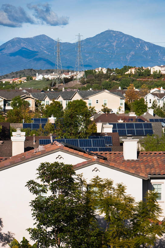 无人,家,竖图,室外,白天,建筑,日光,美国,环保,房屋,陆地,绿色,自然,社区,夏天,建造,能源,环境,回收,资源,北美,利用,低碳,循环,持续,精力