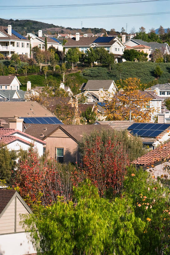 无人,家,竖图,室外,白天,建筑,日光,美国,环保,房屋,陆地,绿色,自然,社区,夏天,建造,能源,环境,回收,资源,北美,利用,低碳,循环,持续,精力