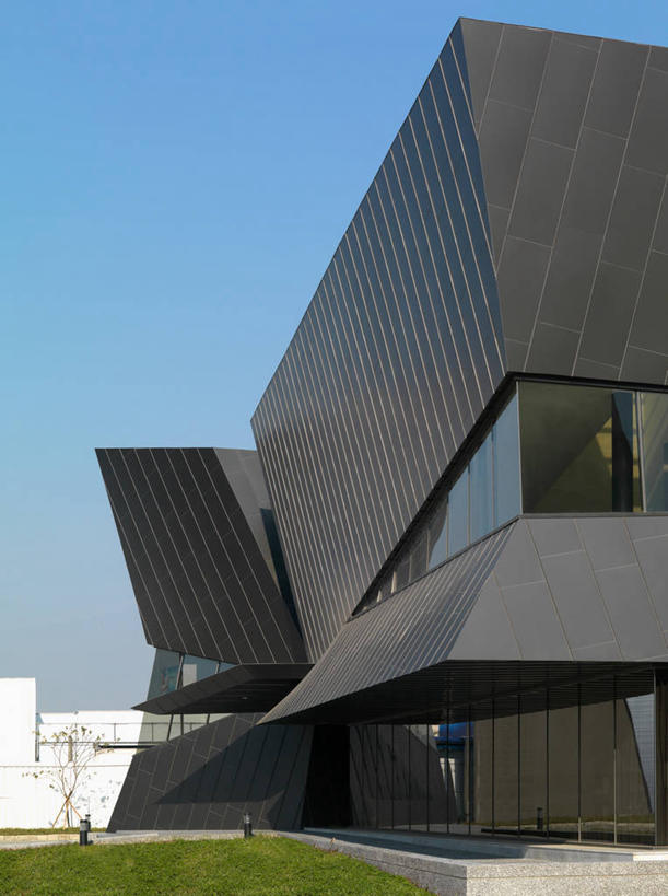 无人,竖图,室外,白天,留白,侧面,抽象,建筑,台湾,日光,亚洲,现代,草,建造,台中