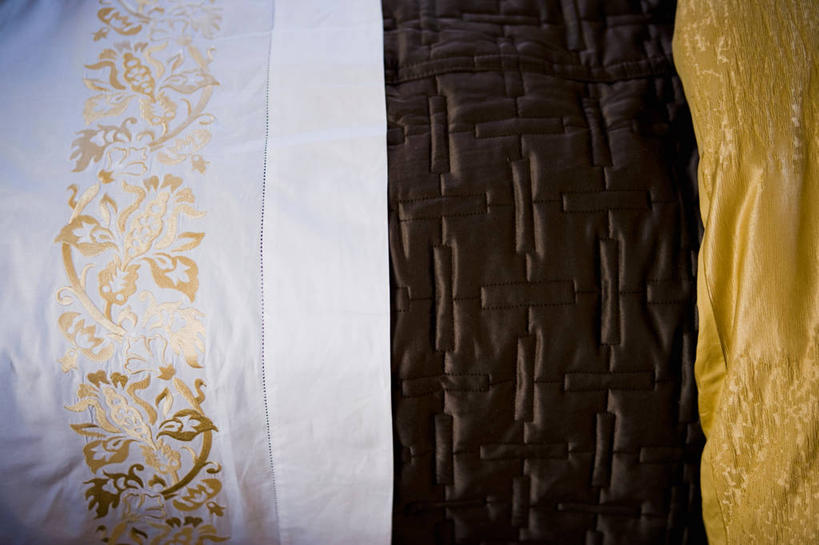 无人,家,横图,照片,室内,特写,床,卧室,建筑,刺绣,美国,毯子,褐色,干净,床上用品,枕头,概念,建造,北美,加利福尼亚,华贵,式样,设计,当代