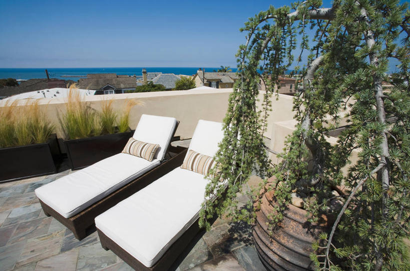 无人,露台,横图,室外,白天,阳台,建筑,日光,美国,瓷砖,院子,枕头,建造,北美,加利福尼亚,露天阳台,当代,门廊