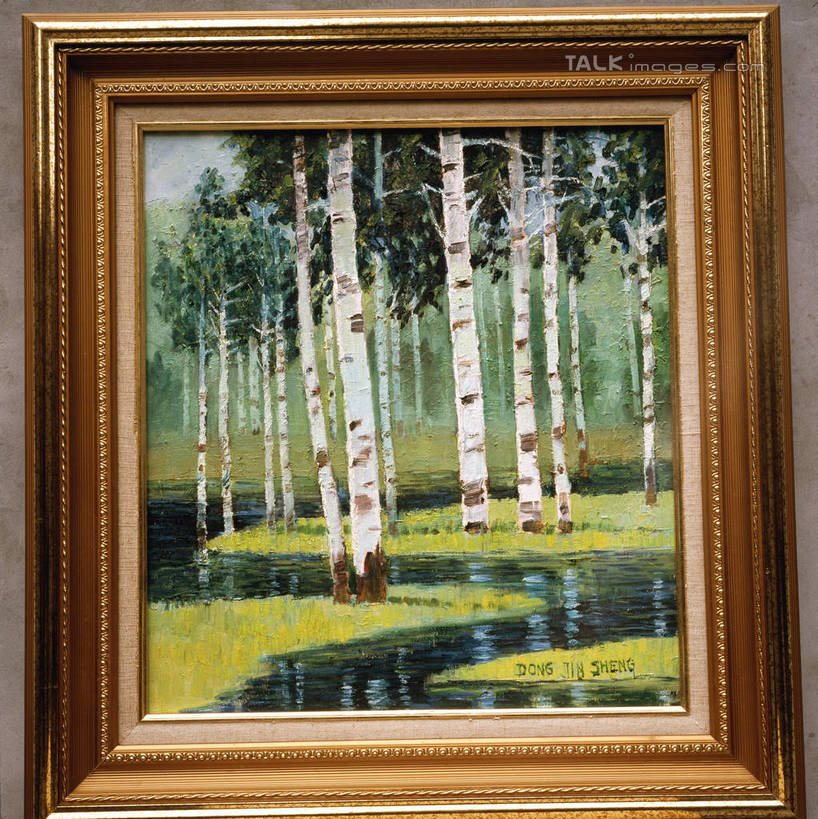 无人,竖图,室内,特写,白天,正面,绘画,草地,草坪,河流,森林,树林,水,植物,静物,相框,油画,艺术,河水,水流,树桩,古典,文化,草,树,树干,树木,绿色,自然,工艺品,品味,木桩,生长,成长,美术,高雅,一幅,美学,彩图,shcm1