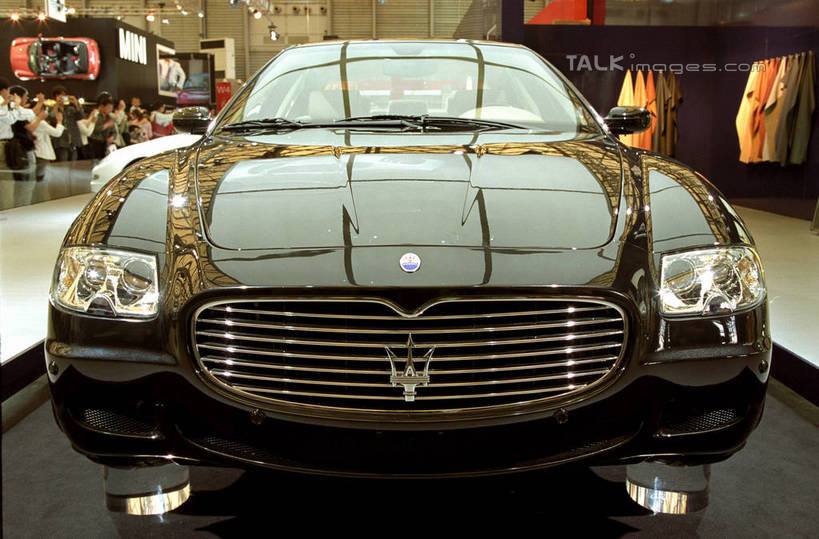 无人,横图,室内,白天,正面,窗户,汽车,照明,上海,中国,亚洲,一辆,玻璃窗,车,灯,黑色,车窗,灯具,交通工具,轿车,展示,展览,车展,照亮,申,照明设备,载具,东亚,上海市,前照灯,前大灯,车前灯,中华人民共和国,沪,华东地区,彩图,汽车展览,shgzq1